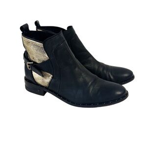 FREDA SALVADOR Black Leather Ankle Boots With Buckle Accents Size 6.5